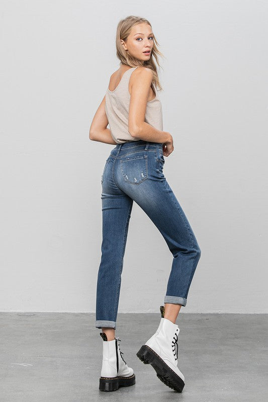 SLIM BOYFRIEND JEANS