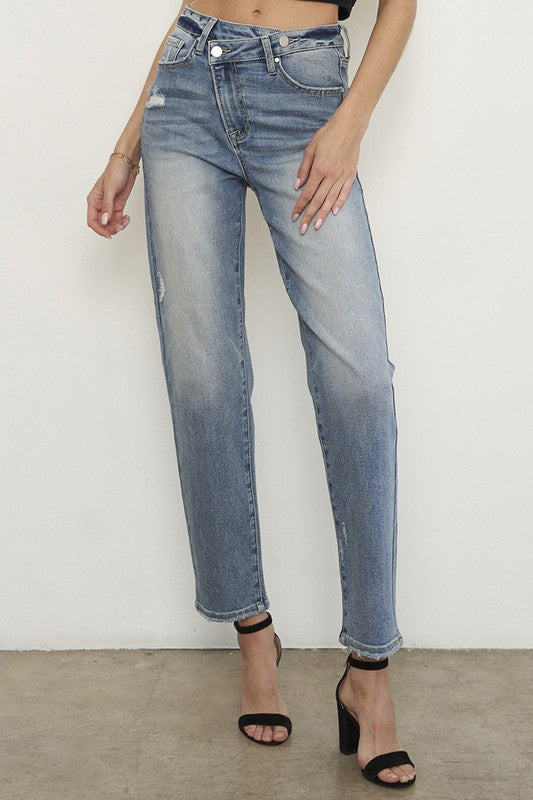 HIGH RISE CROSS OVERED GIRLFRIEND JEANS